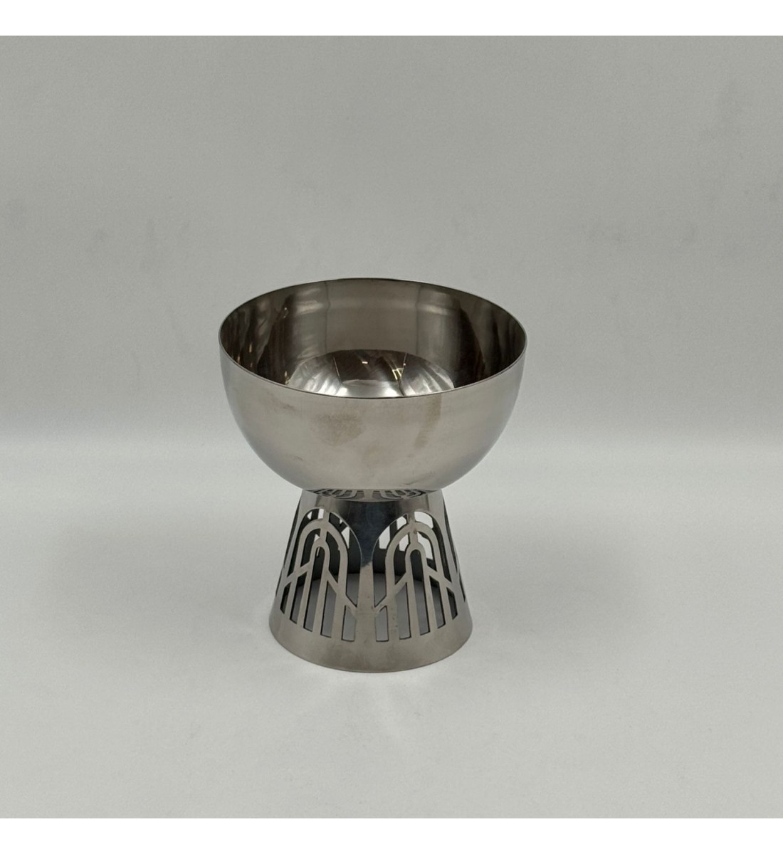 صحن تقديم أنيق بتصميم عصري يجمع بين البساطة والفخامة12×12×13سم 