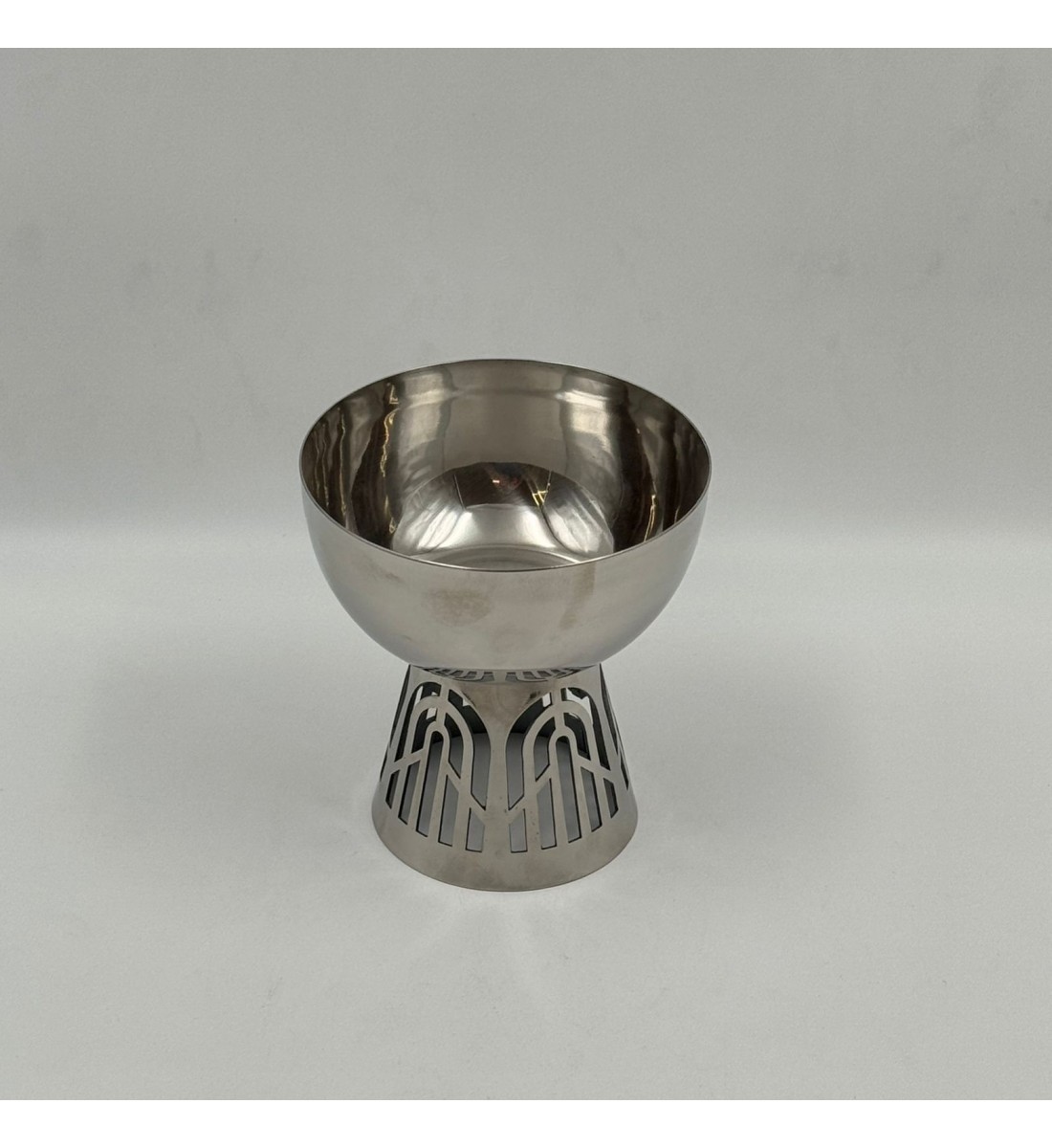 صحن تقديم أنيق بتصميم عصري يجمع بين البساطة والفخامة12×12×13سم 