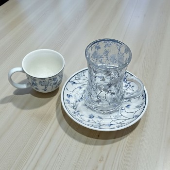 طقم كاسات وفناجين مع الصحن 36قطعه