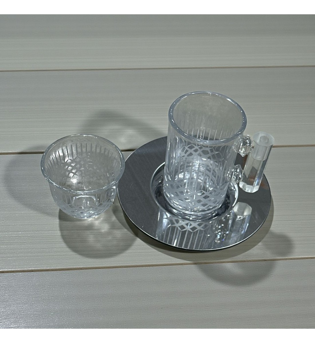 طقم كاسات وفناجين مع الصحن 18قطعه