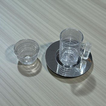 طقم كاسات وفناجين مع الصحن 18 قطعه 