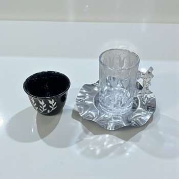 طقم كاسات وفناجين مع الصحن 18قطعه