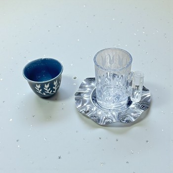 طقم كاسات وفناجين مع الصحن 18قطعه