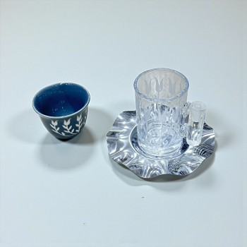 طقم كاسات وفناجين مع الصحن 18قطعه