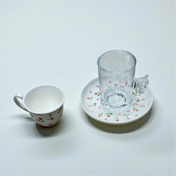 طقم كاسات وفناجين مع الصحن 36قطعه