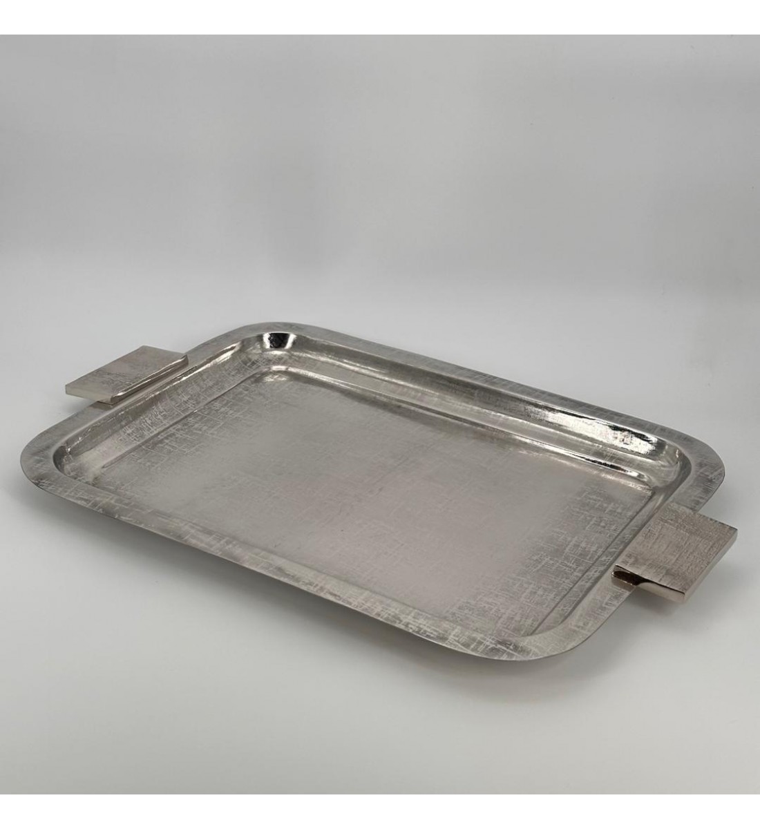 صينية تقديم معدنية فاخرة – تصميم أنيق وعصري55×36×2سم 