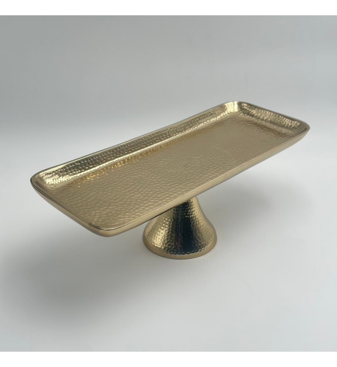 صحن تقديم معدنية فاخرة – تصميم أنيق وعصري40×15×14سم صحن تقديم معدنية فاخرة – تصميم أنيق وعصري40×15×14سم