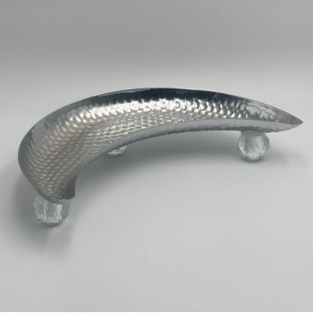 صحن تقديم معدنية فاخرة – تصميم أنيق وعصري35×13×6سم 