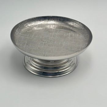 صحن تقديم معدنية فاخرة – تصميم أنيق وعصري 16×16×8سم 