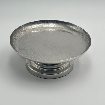 صحن تقديم معدنية فاخرة – تصميم أنيق وعصري 20×20×8سم 