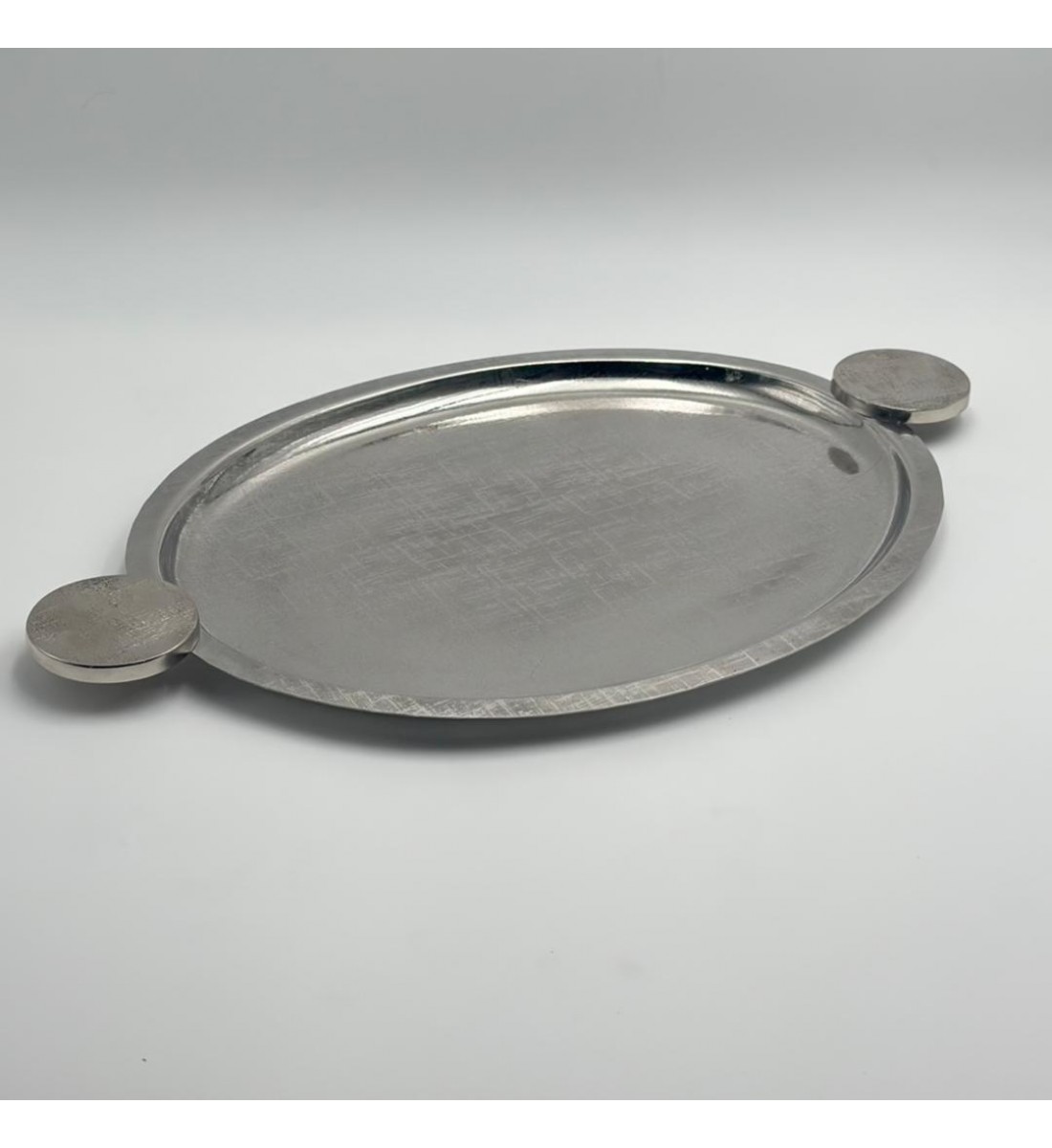 صحن تقديم معدنية فاخرة – تصميم أنيق وعصري  54×33×2سم 