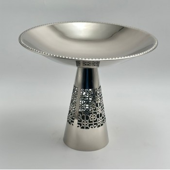 صحن تقديم معدنية فاخرة – تصميم أنيق وعصري30×30×26سم 