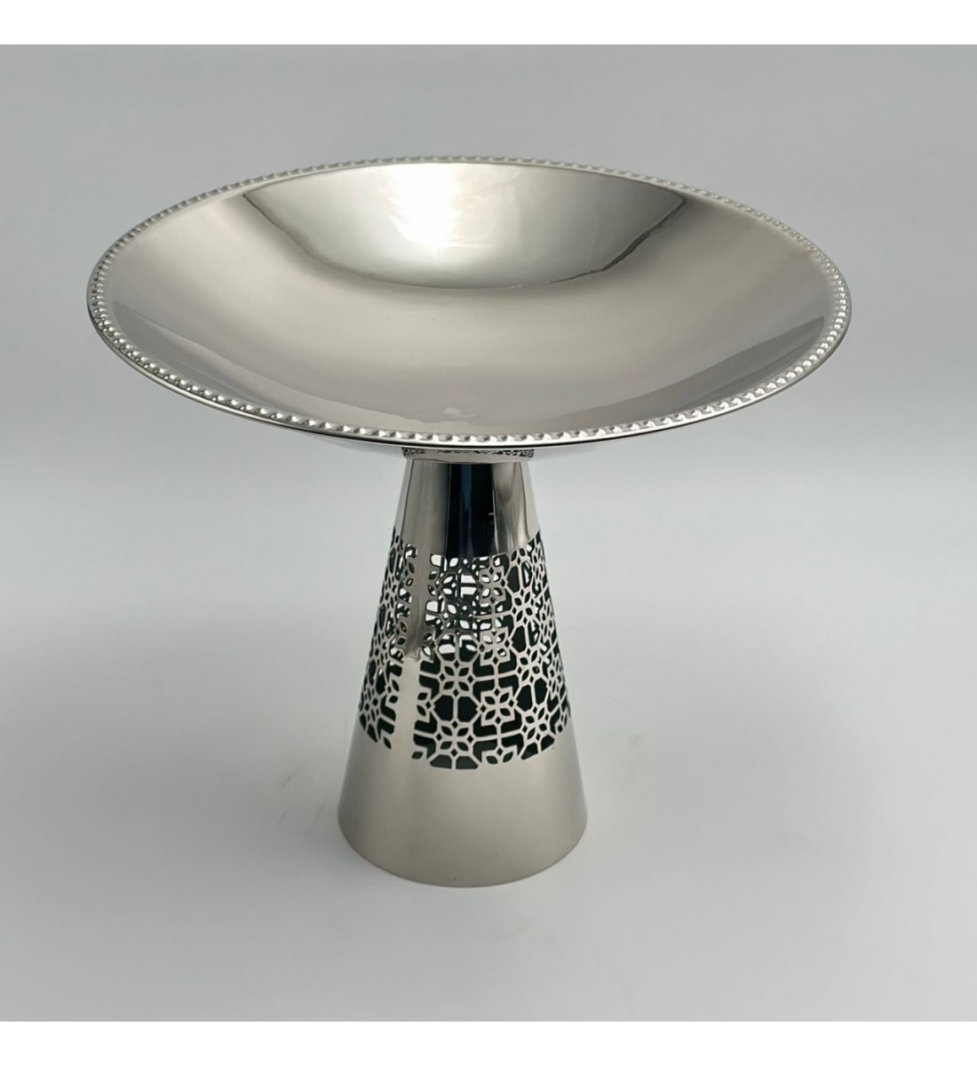 صحن تقديم معدنية فاخرة – تصميم أنيق وعصري30×30×26سم 