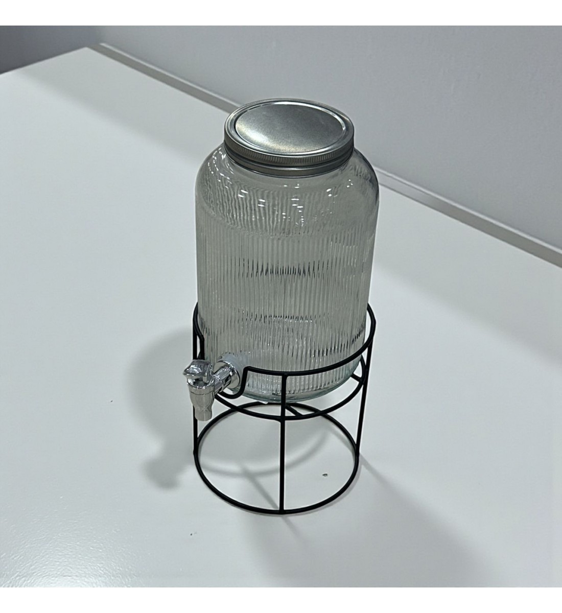 جاك زجاج قاعده حديد اسود3.8اتر 