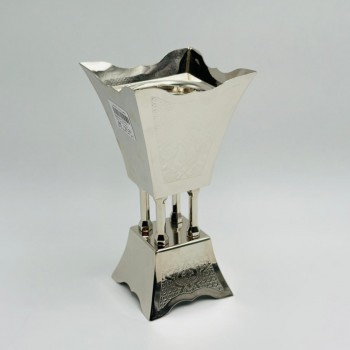 مبخرة بتصميم أنيق وعصري مصنوعة من معدن عالي الجودة12×12×22سم 