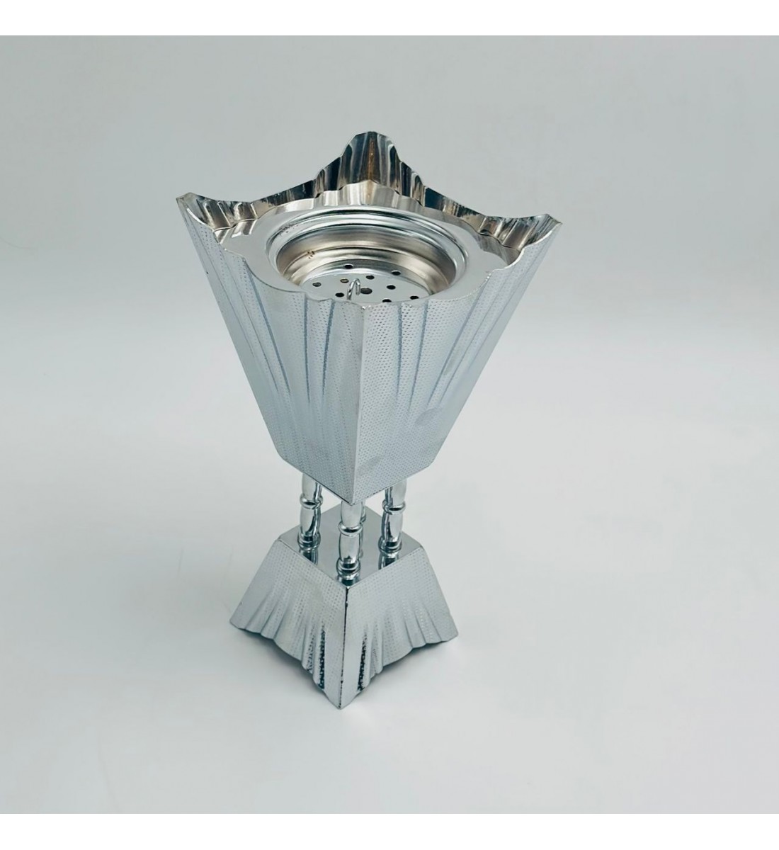 مبخرة بتصميم أنيق وعصري مصنوعة من معدن عالي الجودة24×12×12سم 