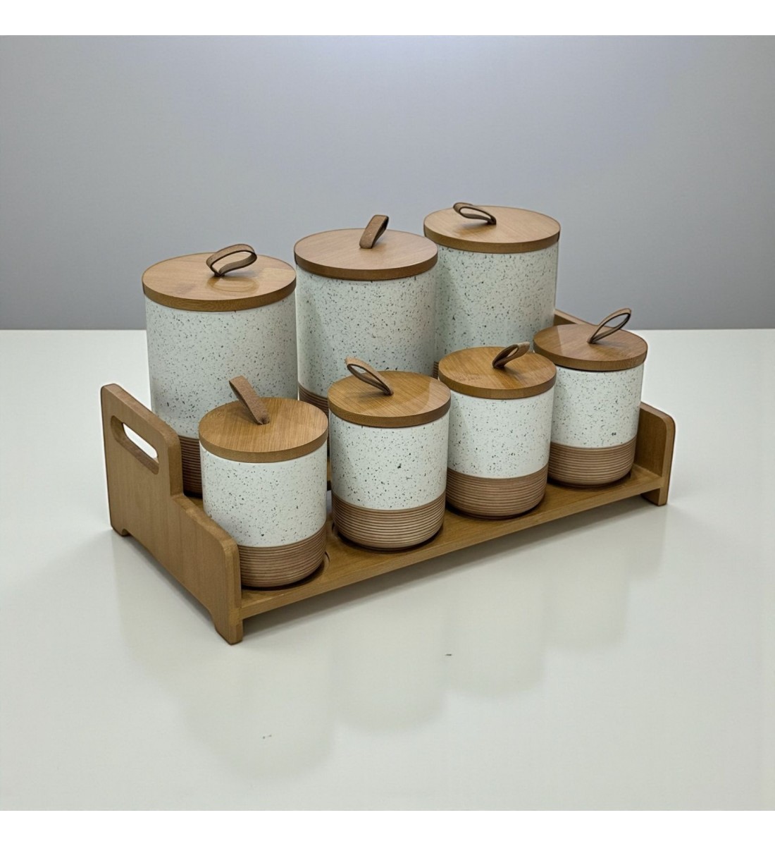 طقم علب تخزين المطبخ مع حامل خشبي – 7 قطع طقم علب تخزين المطبخ مع حامل خشبي – 7 قطع