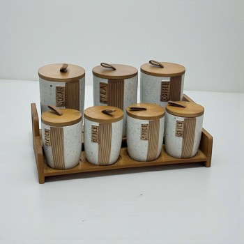 طقم علب تخزين المطبخ مع حامل خشبي – 7 قطع سيرميك طقم علب تخزين المطبخ مع حامل خشبي – 7 قطع سيرميك