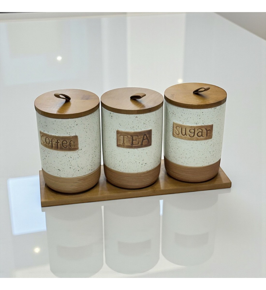 طقم علب تخزين المطبخ مع حامل خشبي – 4 قطع سيرميك طقم علب تخزين المطبخ مع حامل خشبي – 4 قطع سيرميك