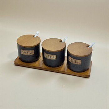 طقم علب تخزين المطبخ مع حامل خشبي – 7 قطع سيرميك طقم علب تخزين المطبخ مع حامل خشبي – 7 قطع سيرميك