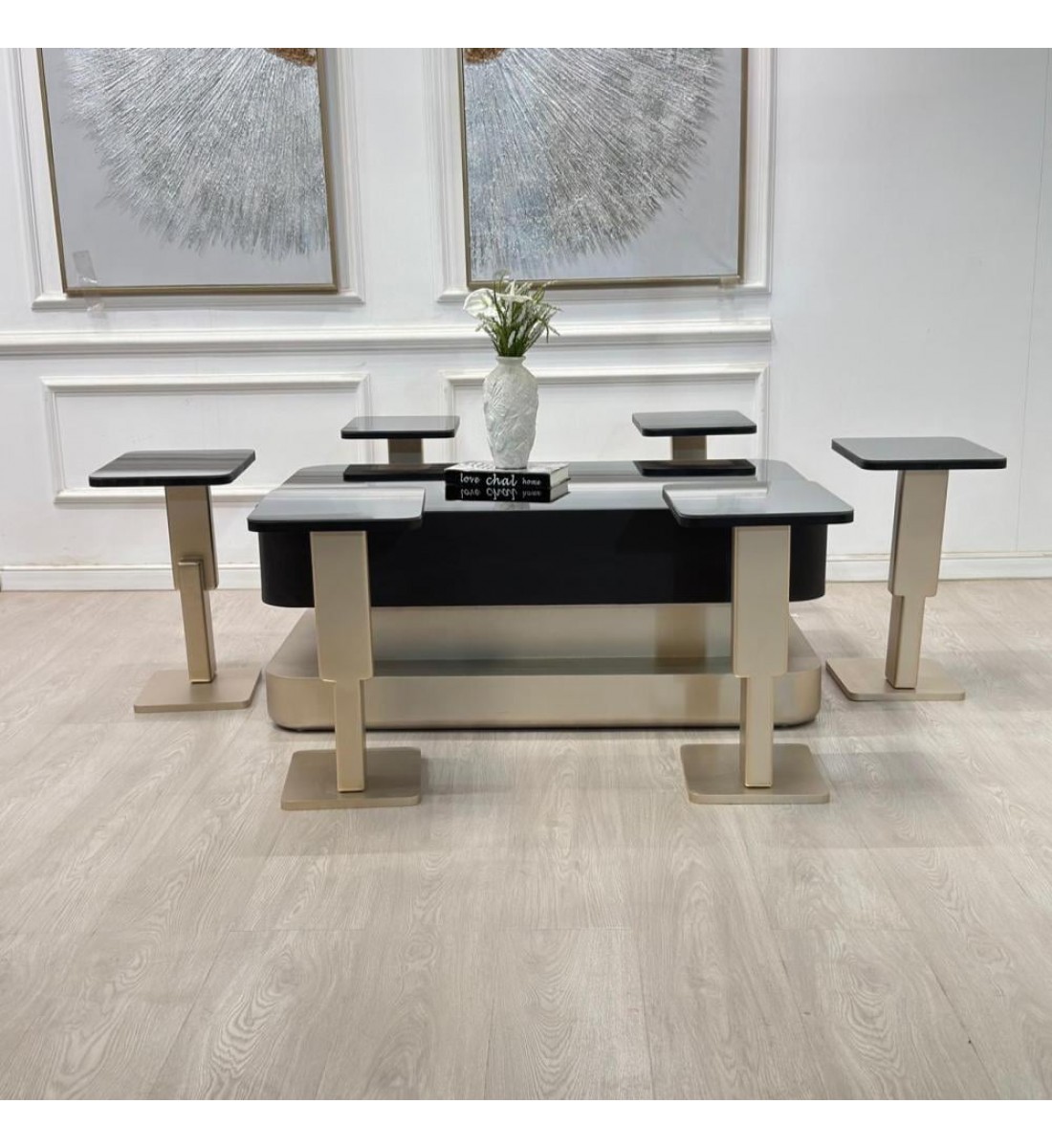 طقم طاولات تقديم ليون سنديان 7قطع (منتج تفصيل ) طقم طاولات تقديم ليون سنديان 7قطع (منتج تفصيل )