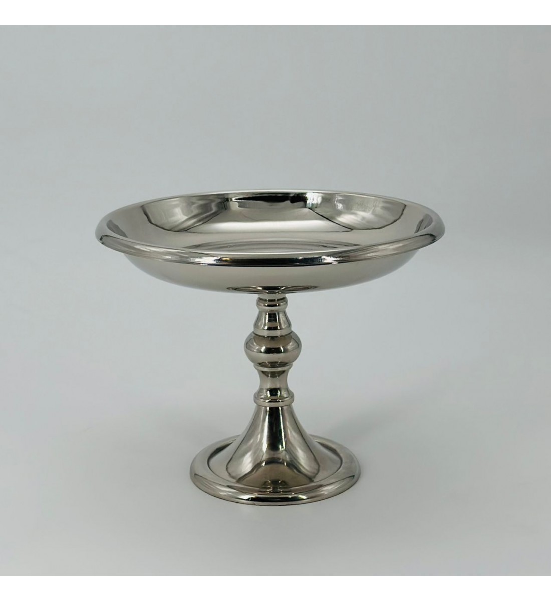 صحن تقديم معدنية فاخرة – تصميم أنيق وعصري18×14×18سم