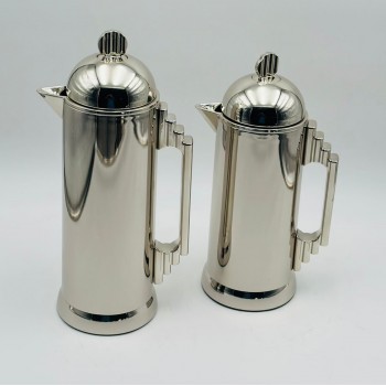 طقم  ترمس  شاي وقهوة أنيق يجمع بين التصميم العصري والانيق 