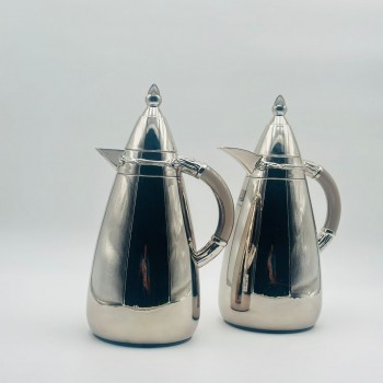 طقم  ترمس  شاي وقهوة أنيق يجمع بين التصميم العصري والانيق 