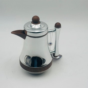 ترمس أنيق بتصميم عصري يجمع بين البساطة والفخامة، مصنوع من هيكل معدني 350مل 