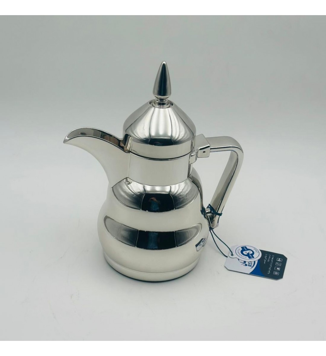 ترمس أنيق بتصميم عصري يجمع بين البساطة والفخامة، مصنوع من هيكل معدني 300مل 