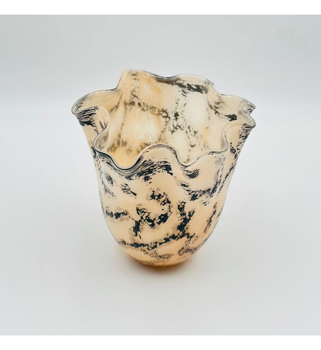 فازة ديكور أنيقة مصنوعة من الزجاج19×19×20سم 