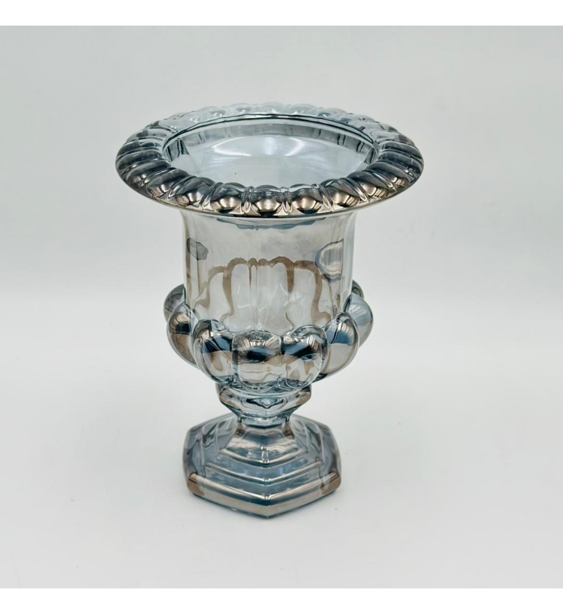 فازة ديكور أنيقة مصنوعة من الزجاج 20×20×25سم 