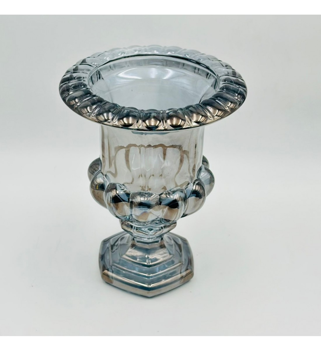 فازة ديكور أنيقة مصنوعة من الزجاج 20×20×25سم 