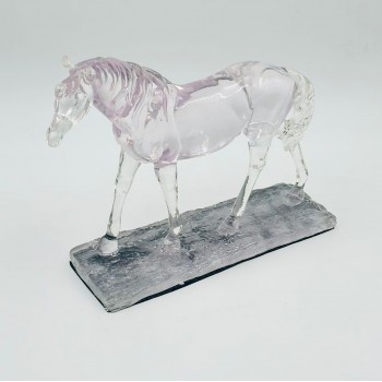 قطعة ديكور أنيقة بتصميم مجسّم لحصان في وضعية حركة28×9×24سم 