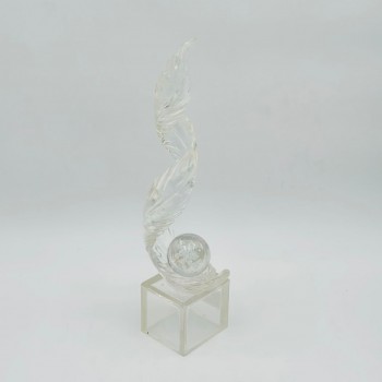 قطعة ديكور فنية بتصميم عصري يجمع بين الانسيابية والأناقة36×7×7سم 