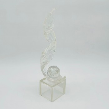 قطعة ديكور فنية بتصميم عصري يجمع بين الانسيابية والأناقة36×7×7سم 