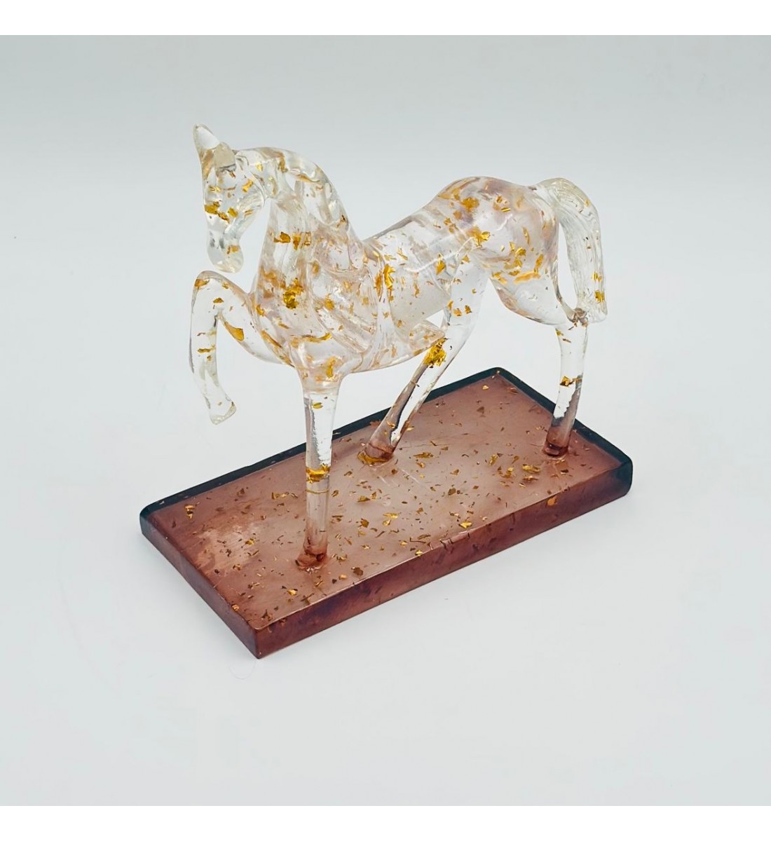 قطعة ديكور أنيقة بتصميم مجسّم لحصان في وضعية حركة21×11×23سم