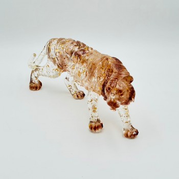 قطعة ديكور مجسّمة على شكل أسد في وضعية حركة هادئة38×12×15سم 