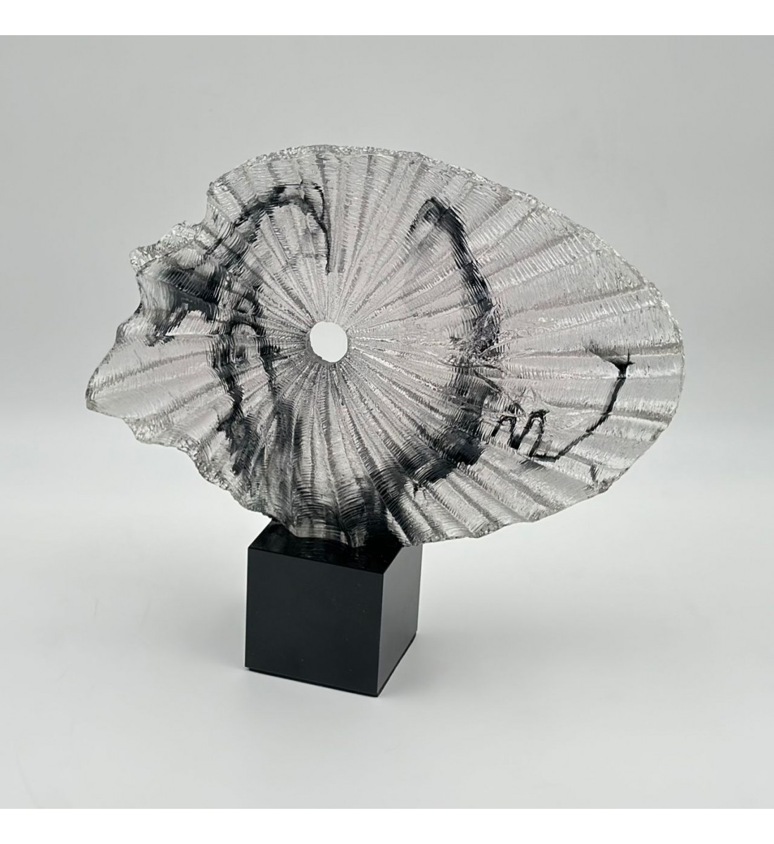 تحفه فنيه لديكور منزلك بتصميم مميز 27×30×7سم 