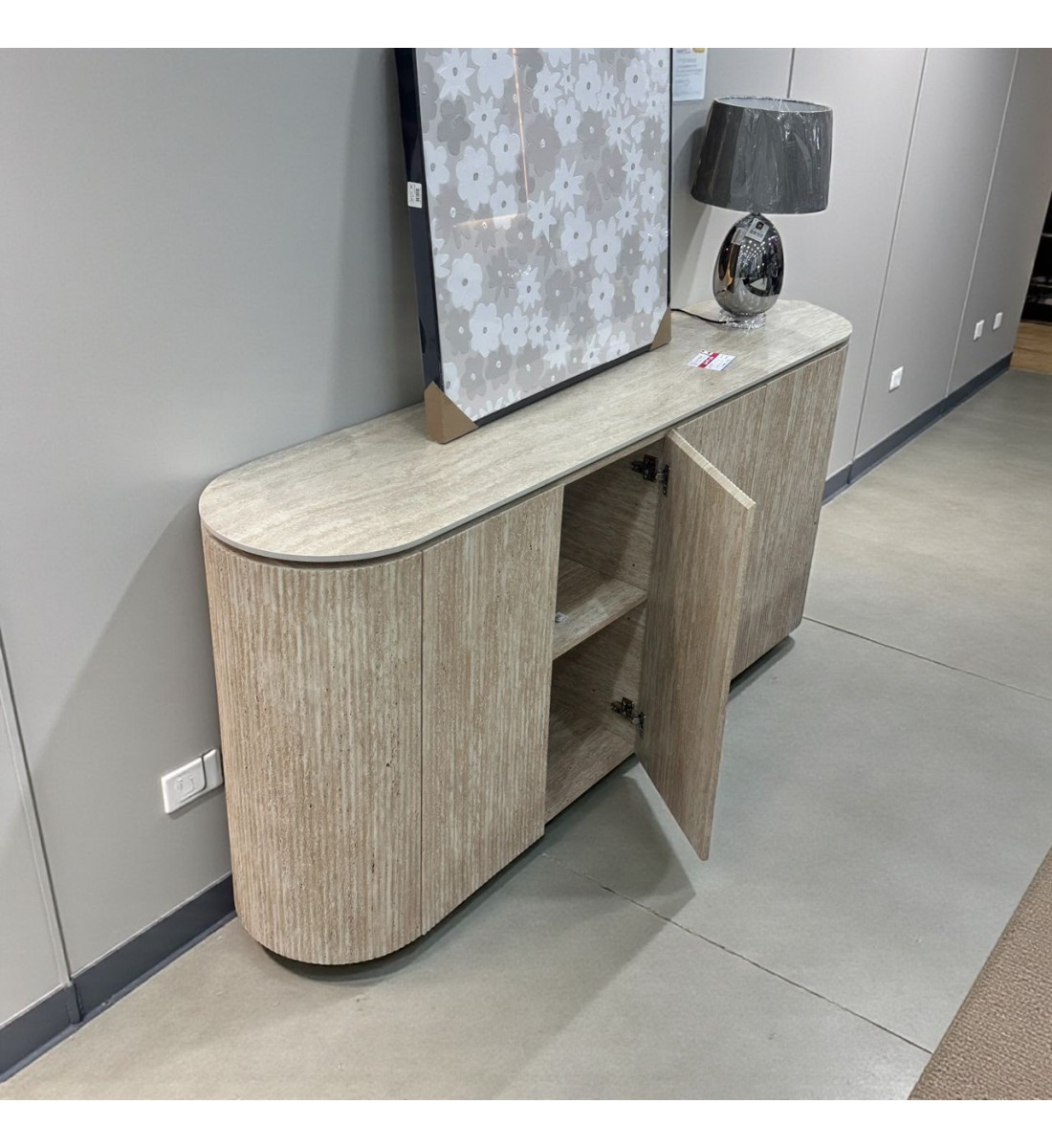 دولاب بوفيه أنيق وعصري سطح رخام 180×40سم دولاب بوفيه أنيق وعصري سطح رخام 180×40سم