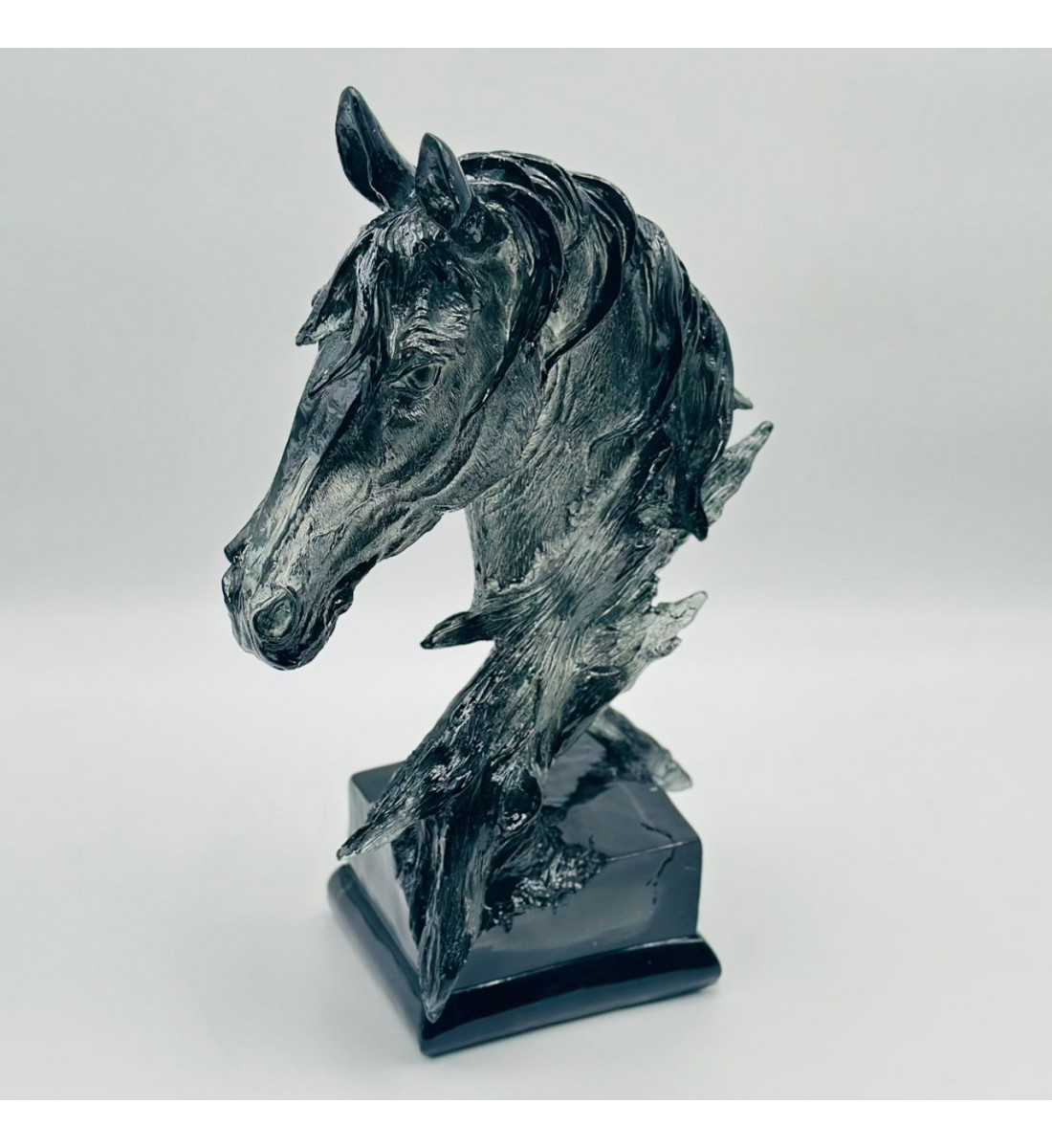 قطعة ديكور فنية بتصميم مجسّم لحصان بأسلوب هندسي عصري36×20×10سم 