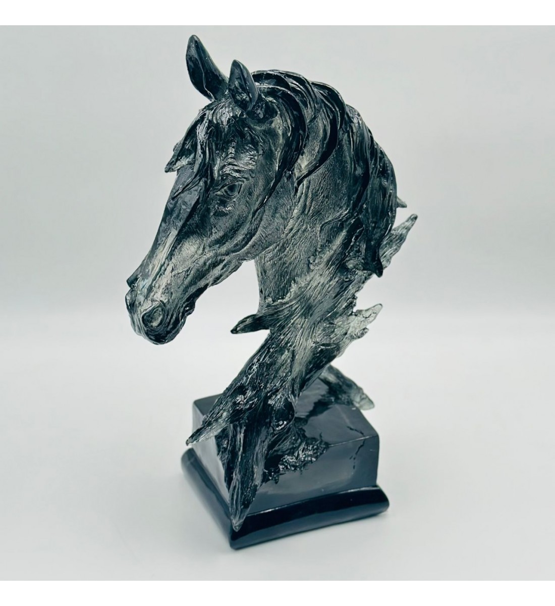 قطعة ديكور فنية بتصميم مجسّم لحصان بأسلوب هندسي عصري36×20×10سم 