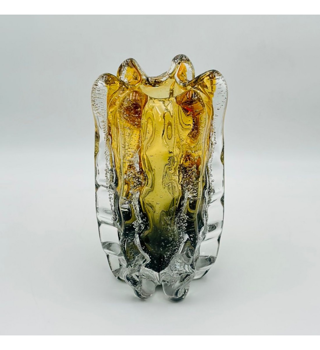 فازه زجاج  تصميم كلاسيك مقاس 39×10×10سم 