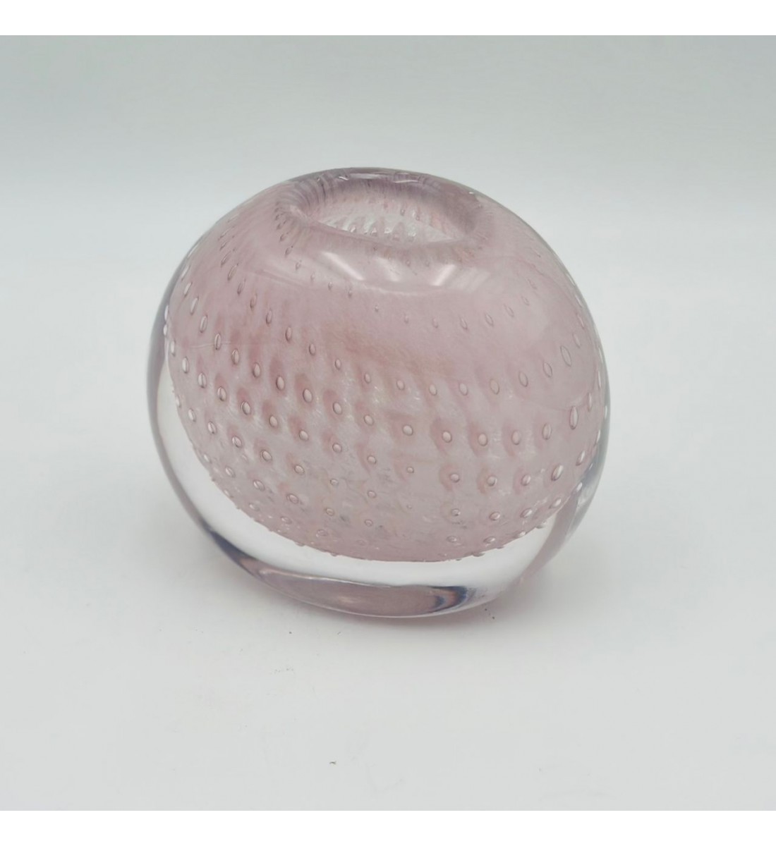 فازه زجاج تصميم كلاسيك مقاس13×4×4سم فازه زجاج تصميم كلاسيك مقاس13×4×4سم