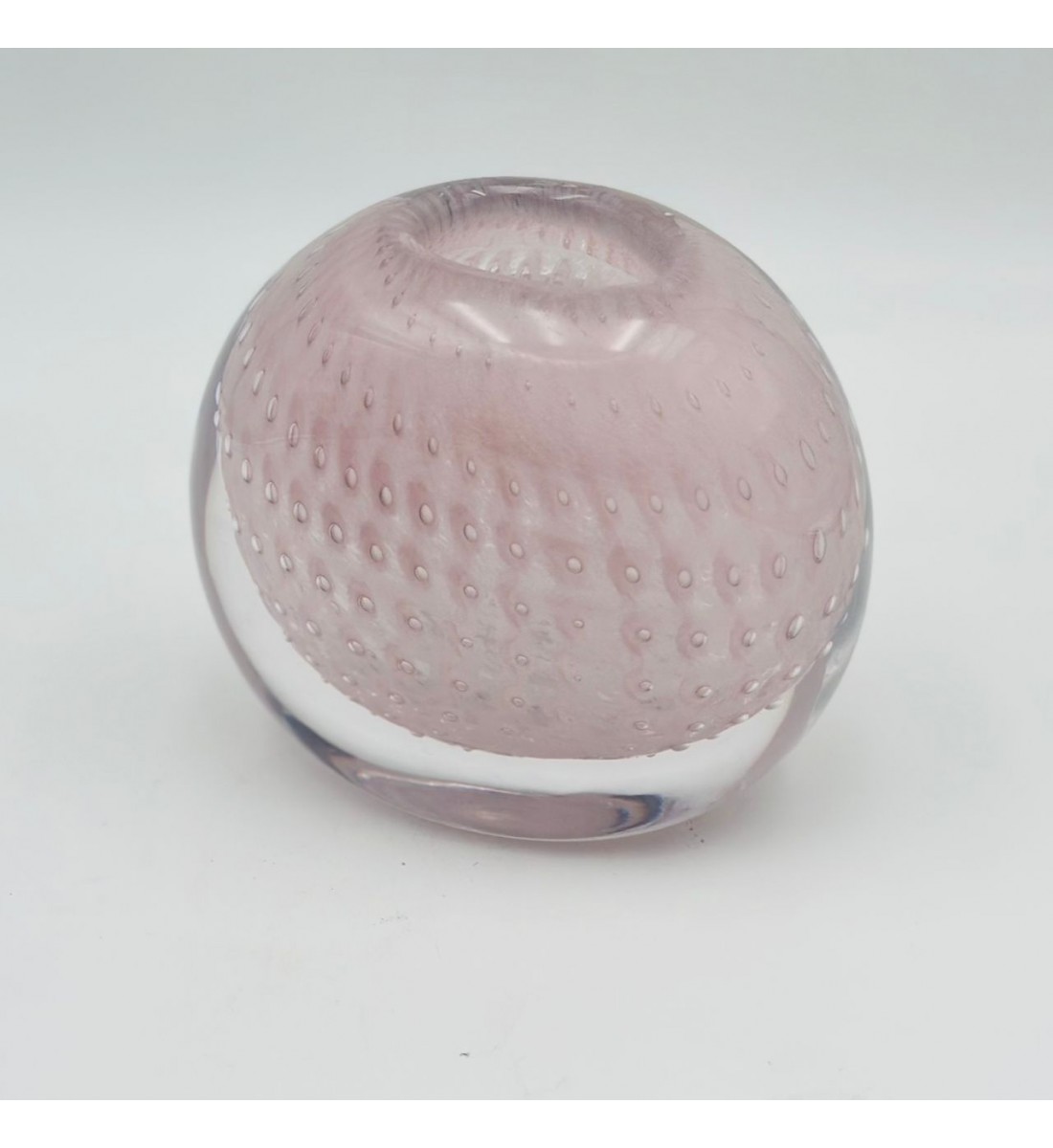 فازه زجاج تصميم كلاسيك مقاس13×4×4سم فازه زجاج تصميم كلاسيك مقاس13×4×4سم