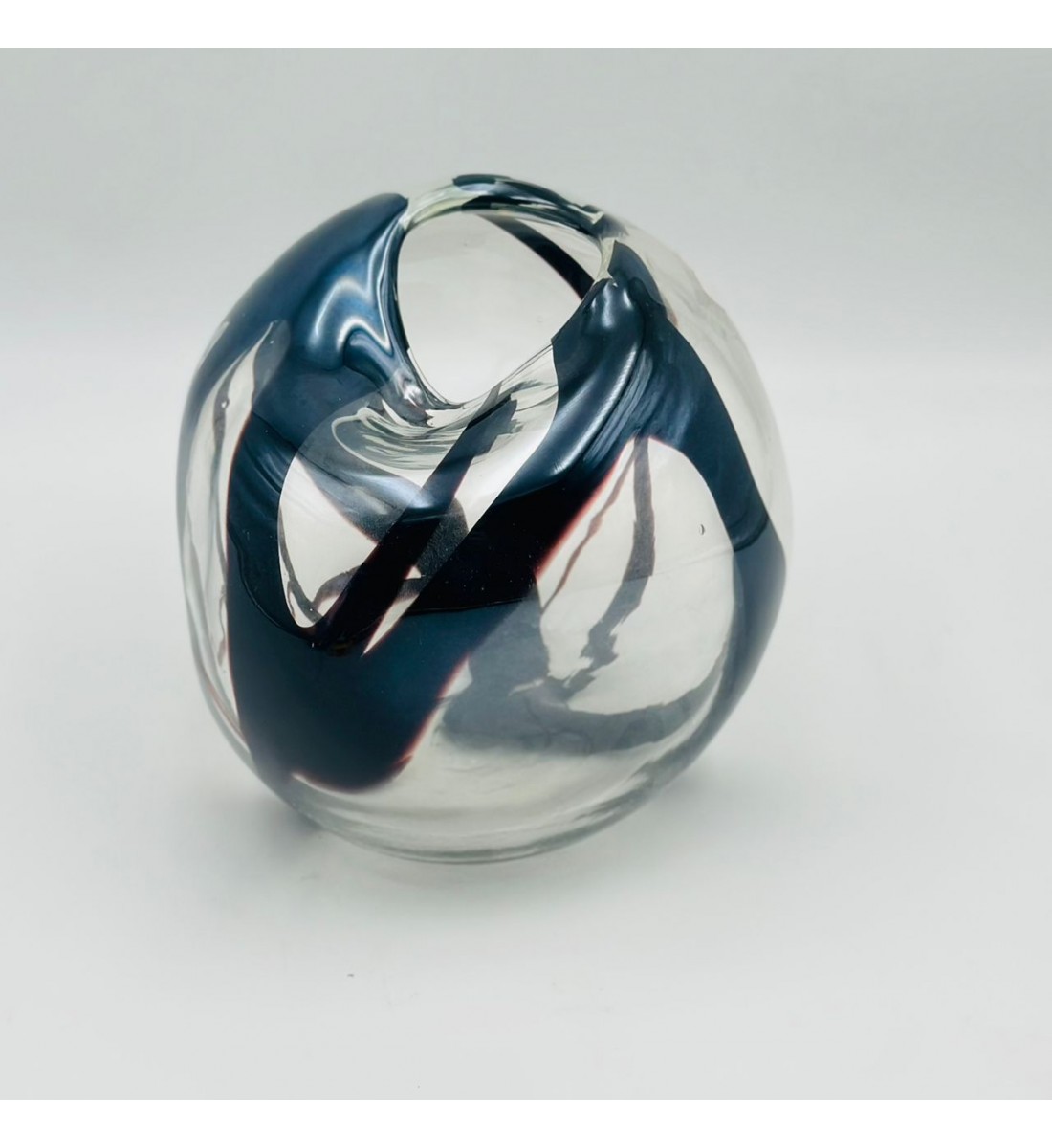 فازه زجاج  تصميم كلاسيك مقاس20×6×6سم 