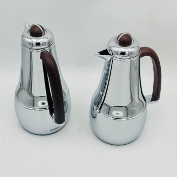 طقم  ترمس  شاي وقهوة أنيق يجمع بين التصميم العصري والانيق 