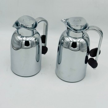 طقم  ترمس  شاي وقهوة أنيق يجمع بين التصميم العصري والانيق 