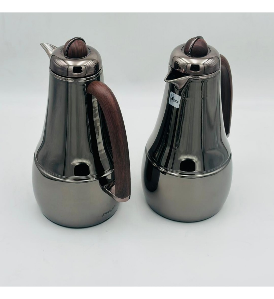 طقم ترمس شاي وقهوة أنيق يجمع بين التصميم العصري والانيق طقم ترمس شاي وقهوة أنيق يجمع بين التصميم العصري والانيق