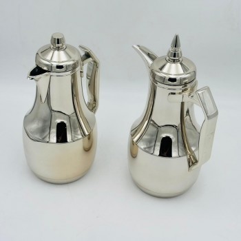 طقم  ترمس  شاي وقهوة أنيق يجمع بين التصميم العصري والانيق 